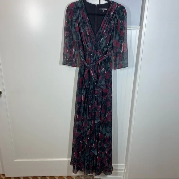 Badgley‎ Mischka Pleated Floral Gown Size 4 Gray Black Burgundy formal wedding
